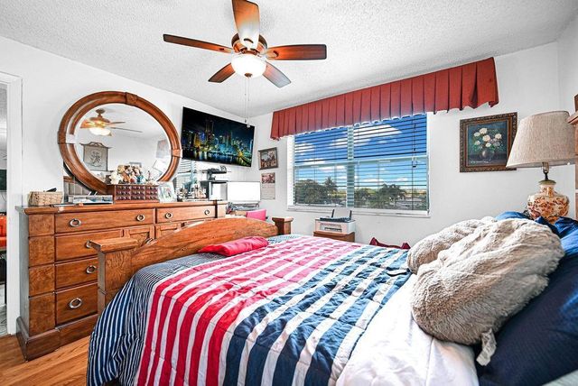 10442 Sunrise Lakes Boulevard 312, Sunrise, FL 33322