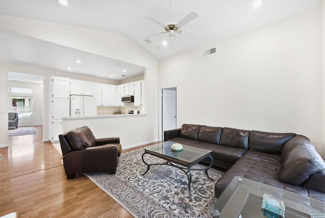 1837 Tahoe Pl, Davis, CA 95616