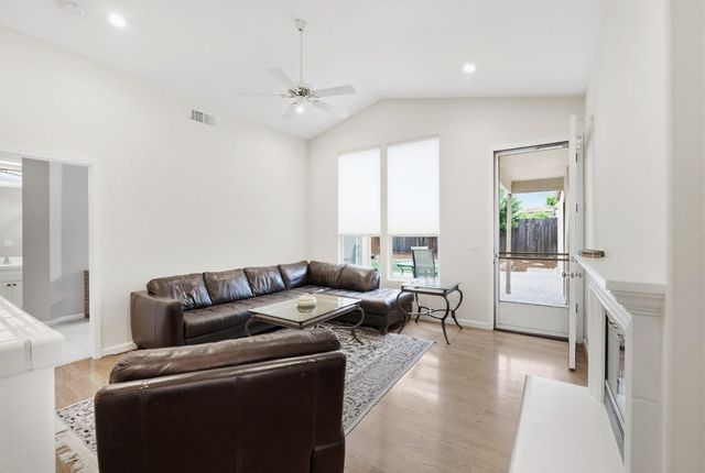 1837 Tahoe Pl, Davis, CA 95616