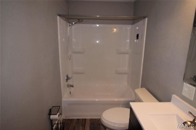 502 Sunset Lane, Montgomery City, MO 63361