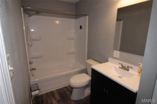 502 Sunset Lane, Montgomery City, MO 63361