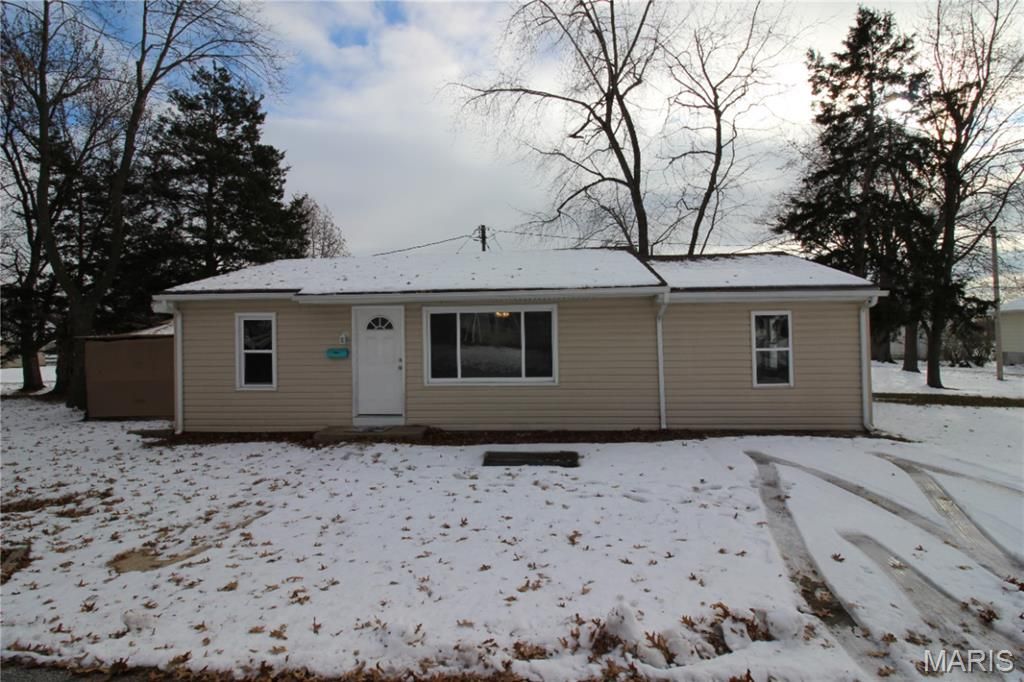 502 Sunset Lane, Montgomery City, MO 63361