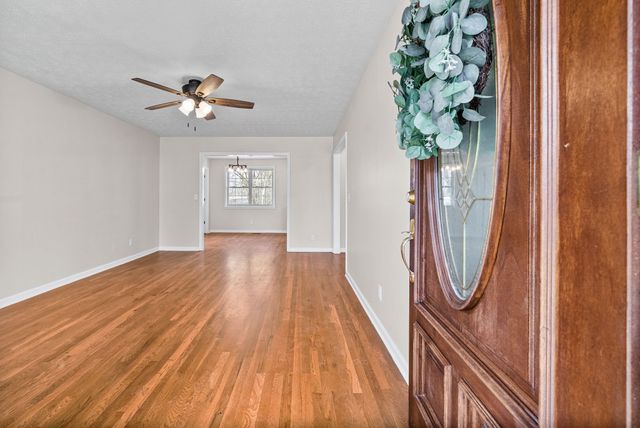 206 Maple St, Adams, TN 37010