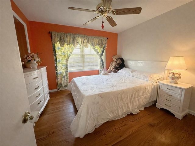 5036 Fox Forest Drive SW, Lilburn, GA 30047