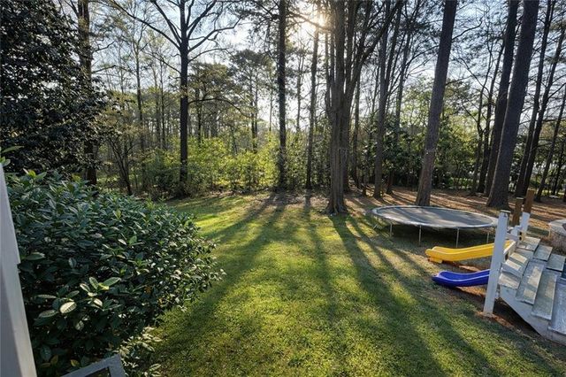 5036 Fox Forest Drive SW, Lilburn, GA 30047