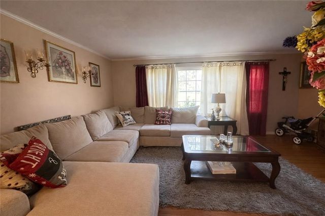 5036 Fox Forest Drive SW, Lilburn, GA 30047