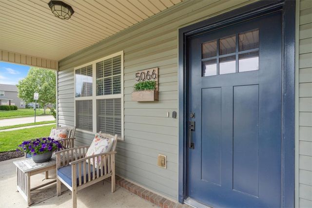 5066 W Colfax Loop, Fayetteville, AR 72704