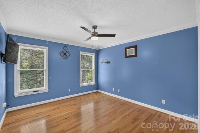 3212 Champion Lane, Lenoir, NC 28645