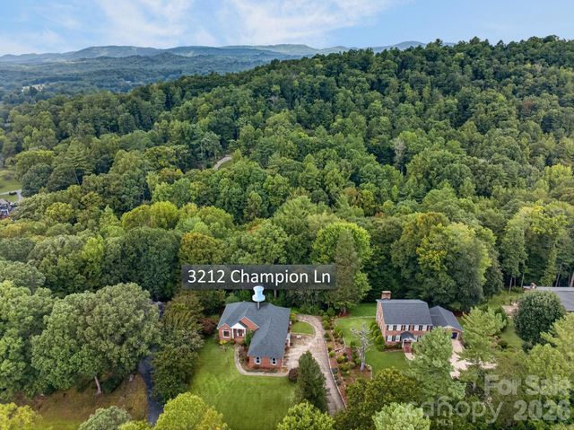 3212 Champion Lane, Lenoir, NC 28645