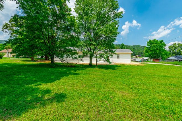 711 2nd Street, South Pittsburg, TN 37380