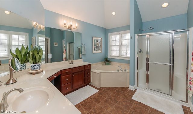 20208 E Donegal Lane, Strongsville, OH 44149