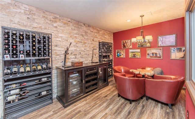 20208 E Donegal Lane, Strongsville, OH 44149