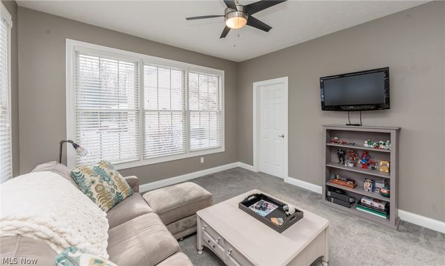 20208 E Donegal Lane, Strongsville, OH 44149