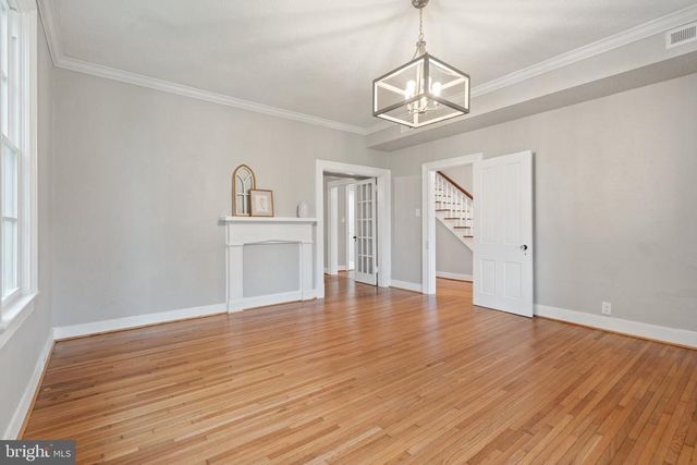 105 E WASHINGTON ST, Remington, VA 22734