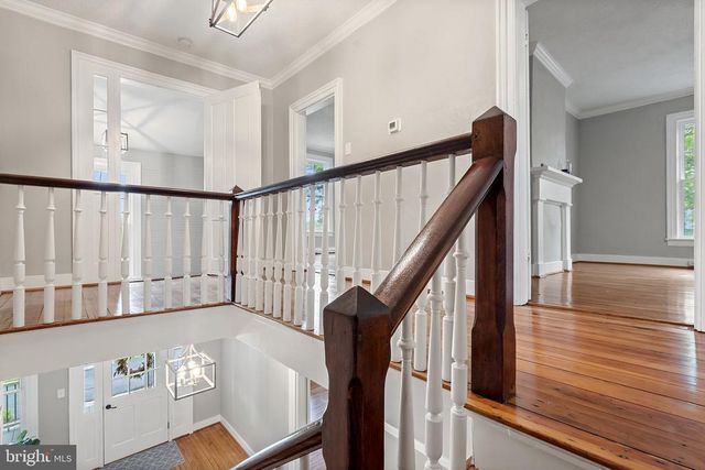 105 E WASHINGTON ST, Remington, VA 22734