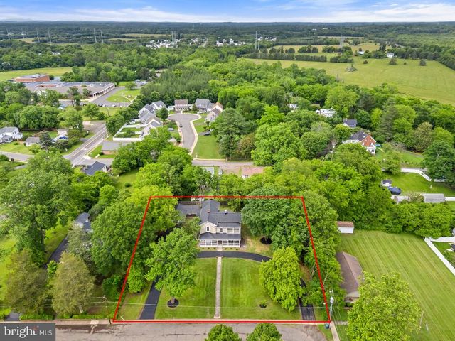 105 E WASHINGTON ST, Remington, VA 22734