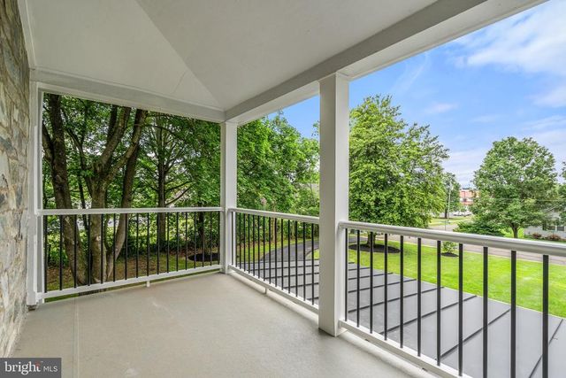 105 E WASHINGTON ST, Remington, VA 22734