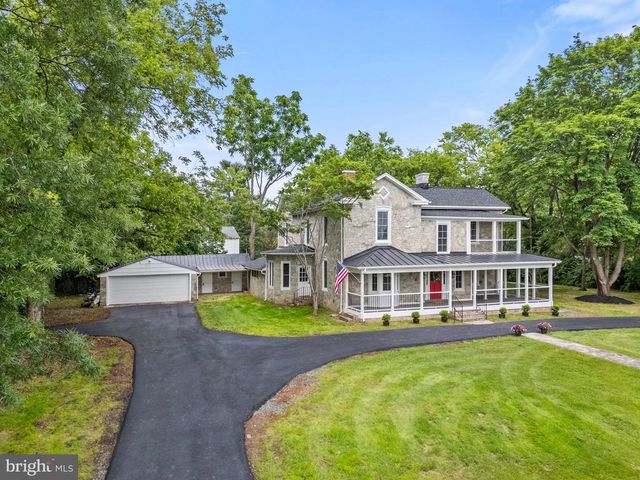 105 E WASHINGTON ST, Remington, VA 22734