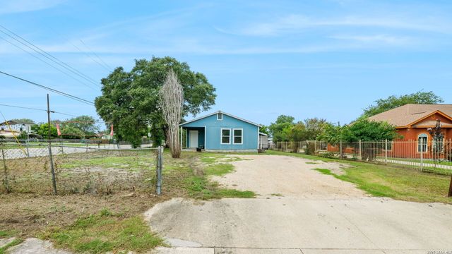 305 Gillette Blvd, San Antonio, TX 78221