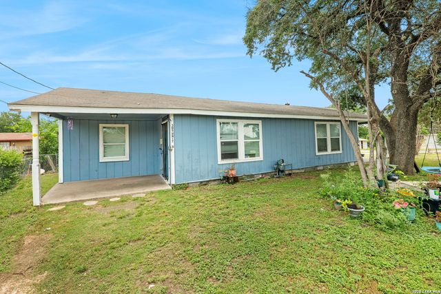 305 Gillette Blvd, San Antonio, TX 78221