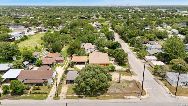 305 Gillette Blvd, San Antonio, TX 78221