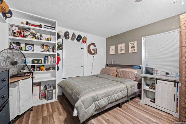 305 Gillette Blvd, San Antonio, TX 78221