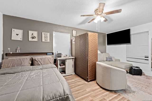 305 Gillette Blvd, San Antonio, TX 78221