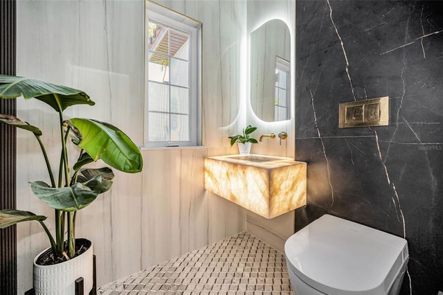 755 116TH AVENUE, Treasure Island, FL 33706