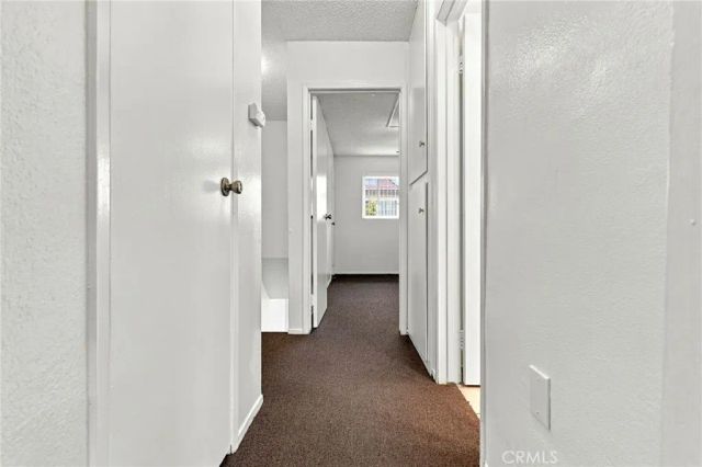 521 S Lyon 83, Santa Ana, CA 92701