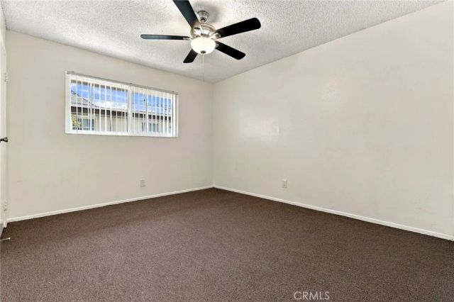521 S Lyon 83, Santa Ana, CA 92701