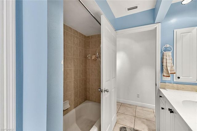 601 SE 19th ST, Cape Coral, FL 33990