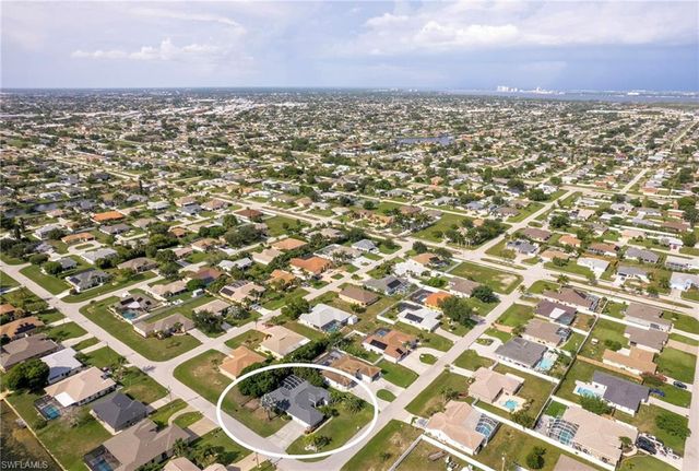 601 SE 19th ST, Cape Coral, FL 33990