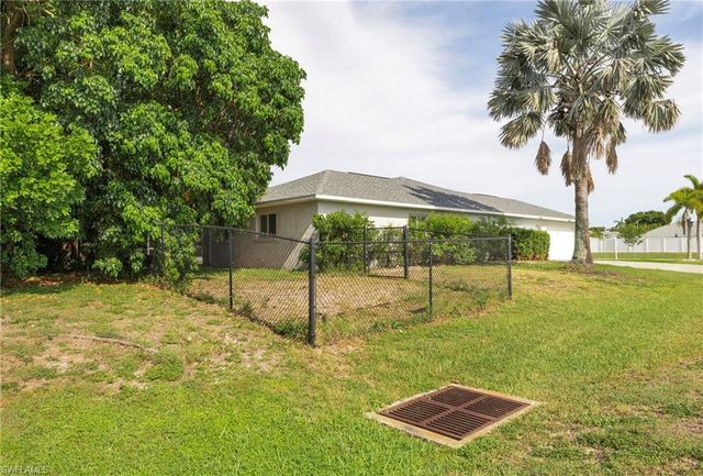 601 SE 19th ST, Cape Coral, FL 33990