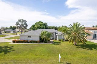 601 SE 19th ST, Cape Coral, FL 33990