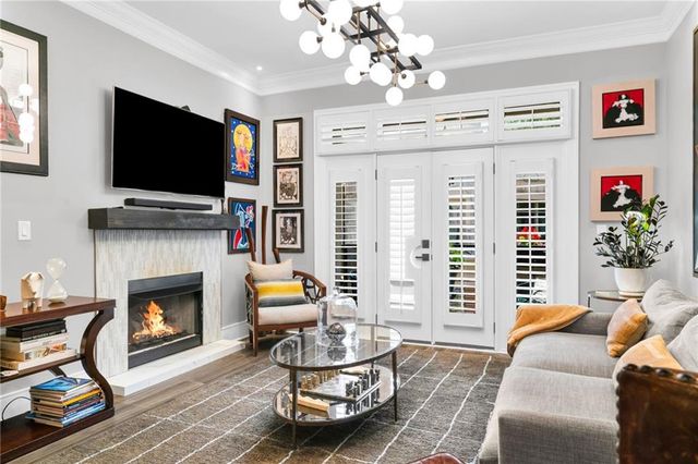 560 Dutch Valley Road NE 403, Atlanta, GA 30324