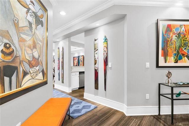 560 Dutch Valley Road NE 403, Atlanta, GA 30324