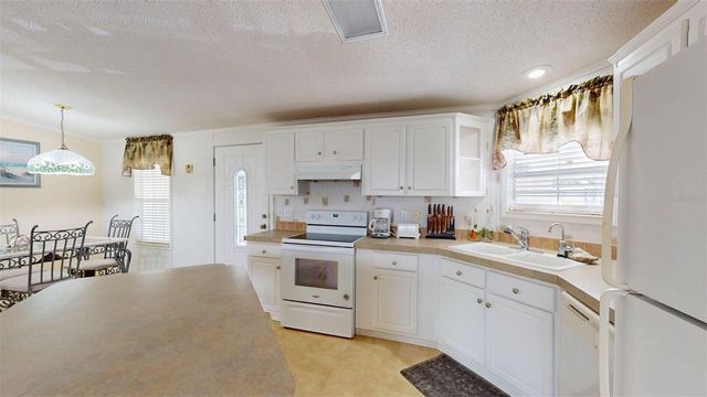 2100 KINGS HIGHWAY 534, Punta Gorda, FL 33980