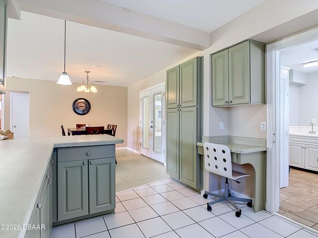 1621 N Oleander Avenue, Daytona Beach, FL 32118