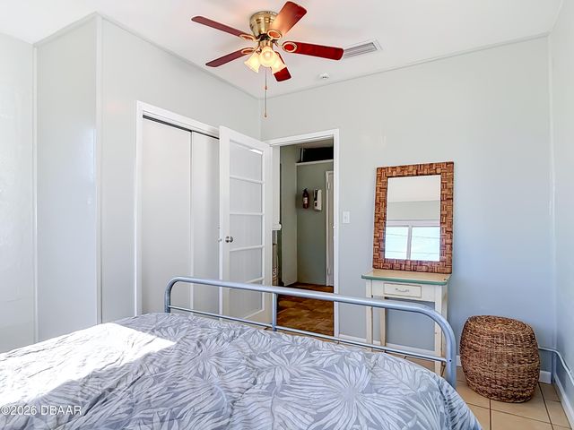 1621 N Oleander Avenue, Daytona Beach, FL 32118