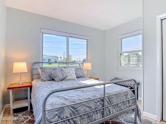 1621 N Oleander Avenue, Daytona Beach, FL 32118