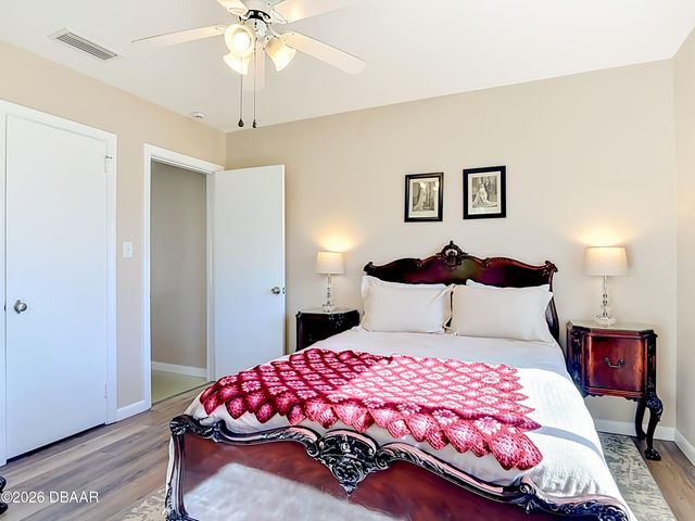 1621 N Oleander Avenue, Daytona Beach, FL 32118