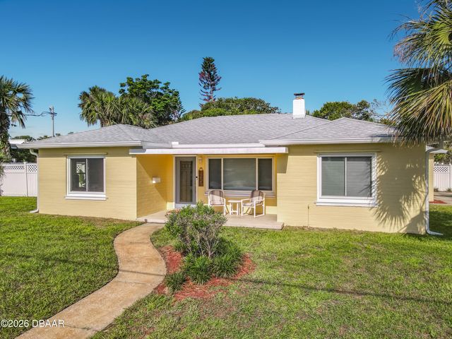 1621 N Oleander Avenue, Daytona Beach, FL 32118