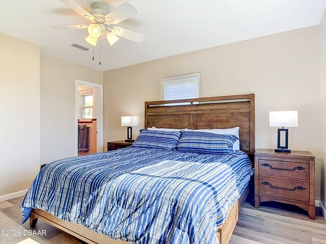 1621 N Oleander Avenue, Daytona Beach, FL 32118