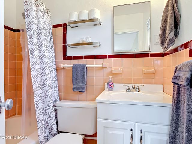 1621 N Oleander Avenue, Daytona Beach, FL 32118