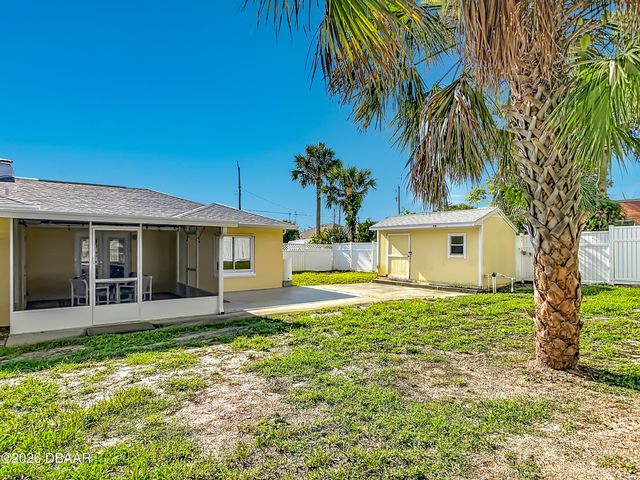 1621 N Oleander Avenue, Daytona Beach, FL 32118