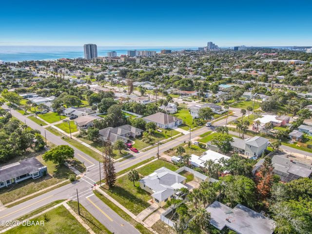1621 N Oleander Avenue, Daytona Beach, FL 32118