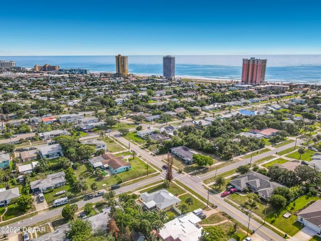 1621 N Oleander Avenue, Daytona Beach, FL 32118
