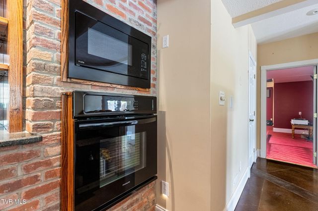 2760 Holston River Drive, Rutledge, TN 37861