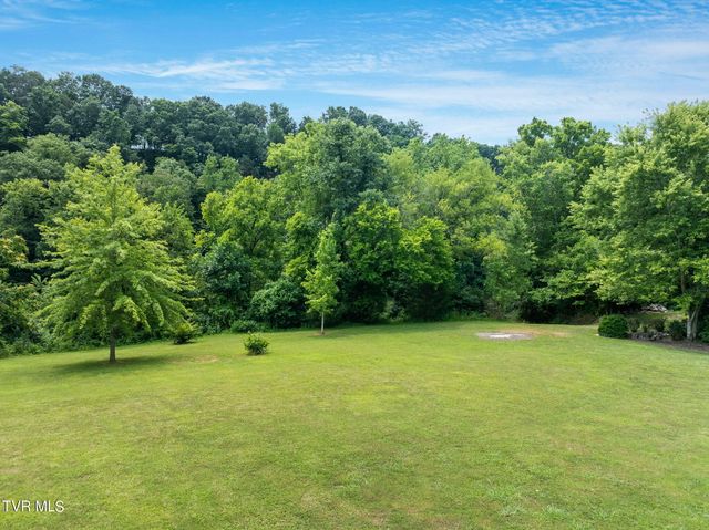 2760 Holston River Drive, Rutledge, TN 37861