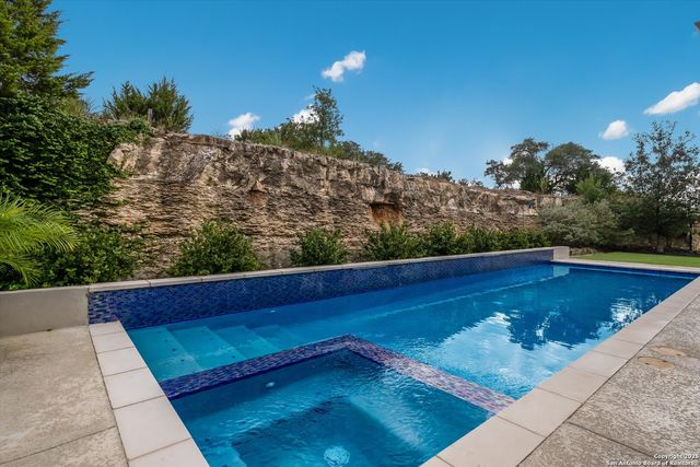 10112 Kendall, San Antonio, TX 78255